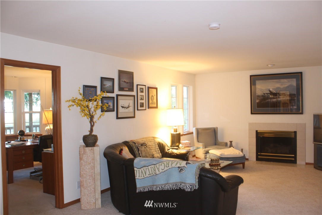 1303 Ranch Road Camano Island, WA 98282 - Photo 14 of 24 Gallery Image 14