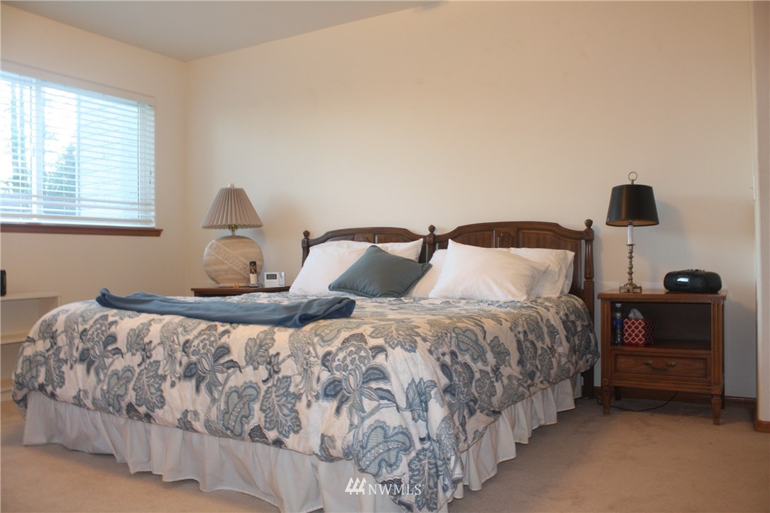 1303 Ranch Road Camano Island, WA 98282 - Photo 22 of 24 Gallery Image 22
