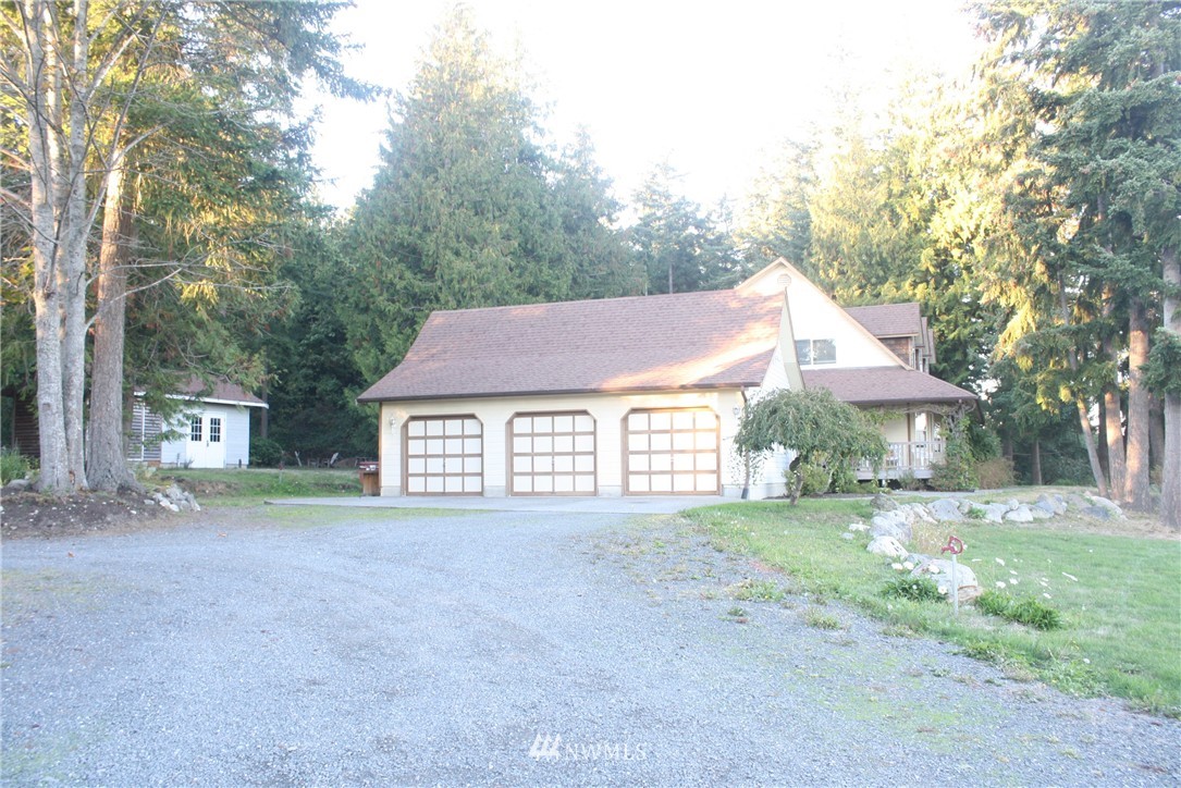 1303 Ranch Road Camano Island, WA 98282 - Photo 4 of 24 Gallery Image 4