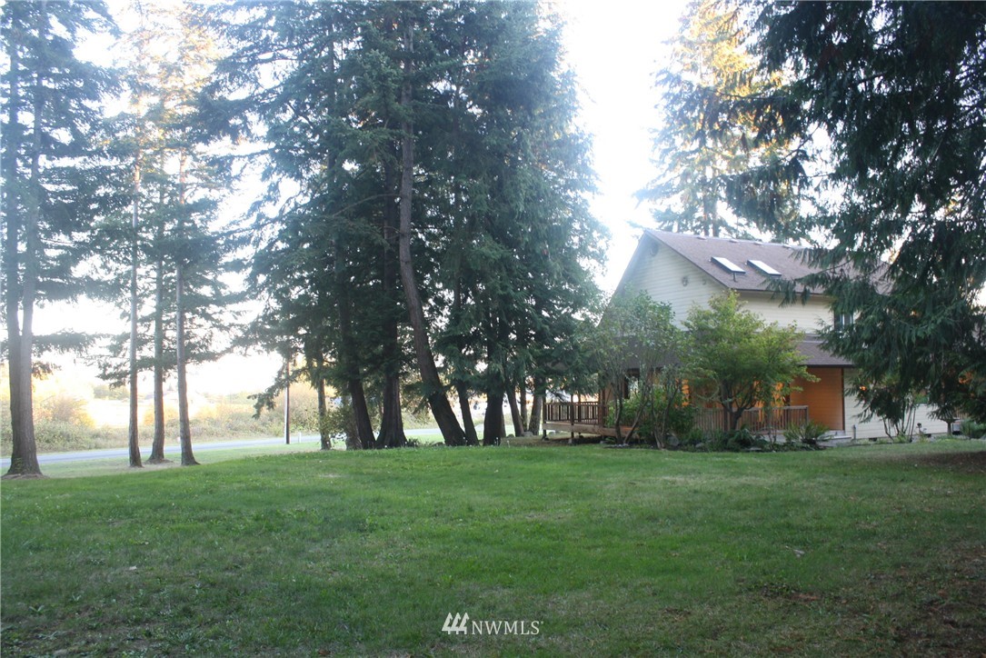 1303 Ranch Road Camano Island, WA 98282 - Photo 6 of 24 Gallery Image 6