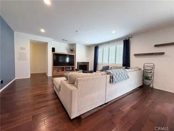 $659,900 | 562 Quigley Lane, Perris, CA 92570
