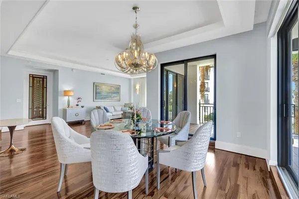 $2,750,000 | 1035 3rd Avenue South, Unit 201, Naples, FL 34102