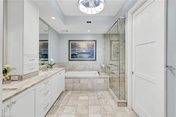 $2,750,000 | 1035 3rd Avenue South, Unit 201, Naples, FL 34102