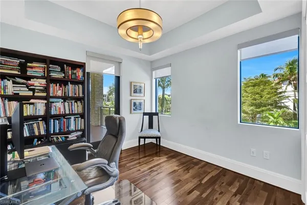 $2,750,000 | 1035 3rd Avenue South, Unit 201, Naples, FL 34102