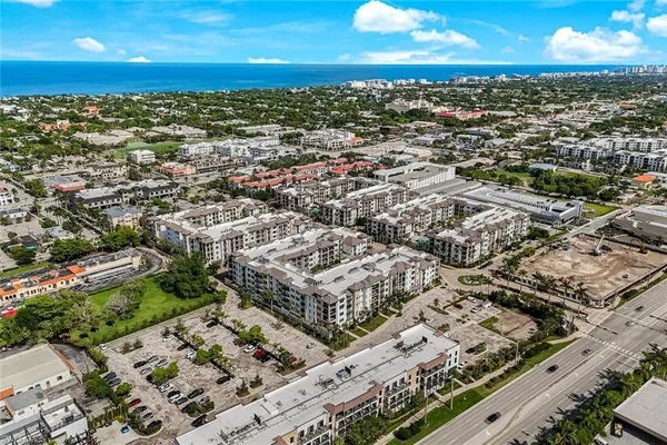 $2,750,000 | 1035 3rd Avenue South, Unit 201, Naples, FL 34102