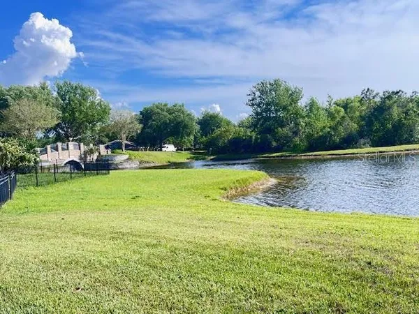 $519,500 | 16313 Bridgecrossing Drive, Lithia, FL 33547