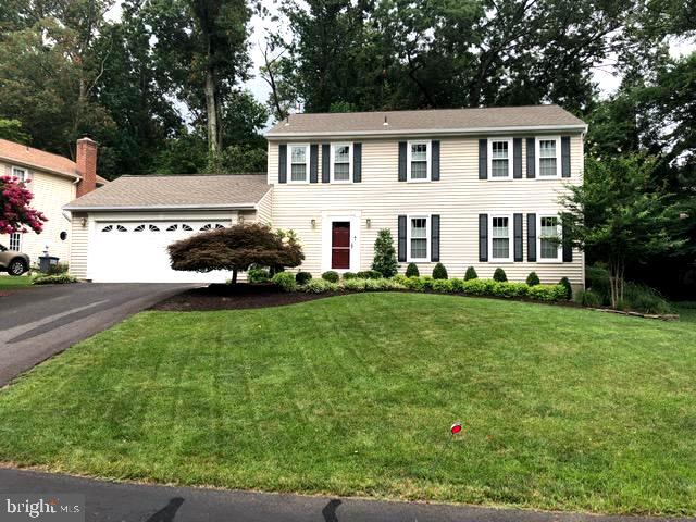 10062 Marshall Pond Road Burke, VA 22015 - Photo 3 of 74 Summer photo of facade