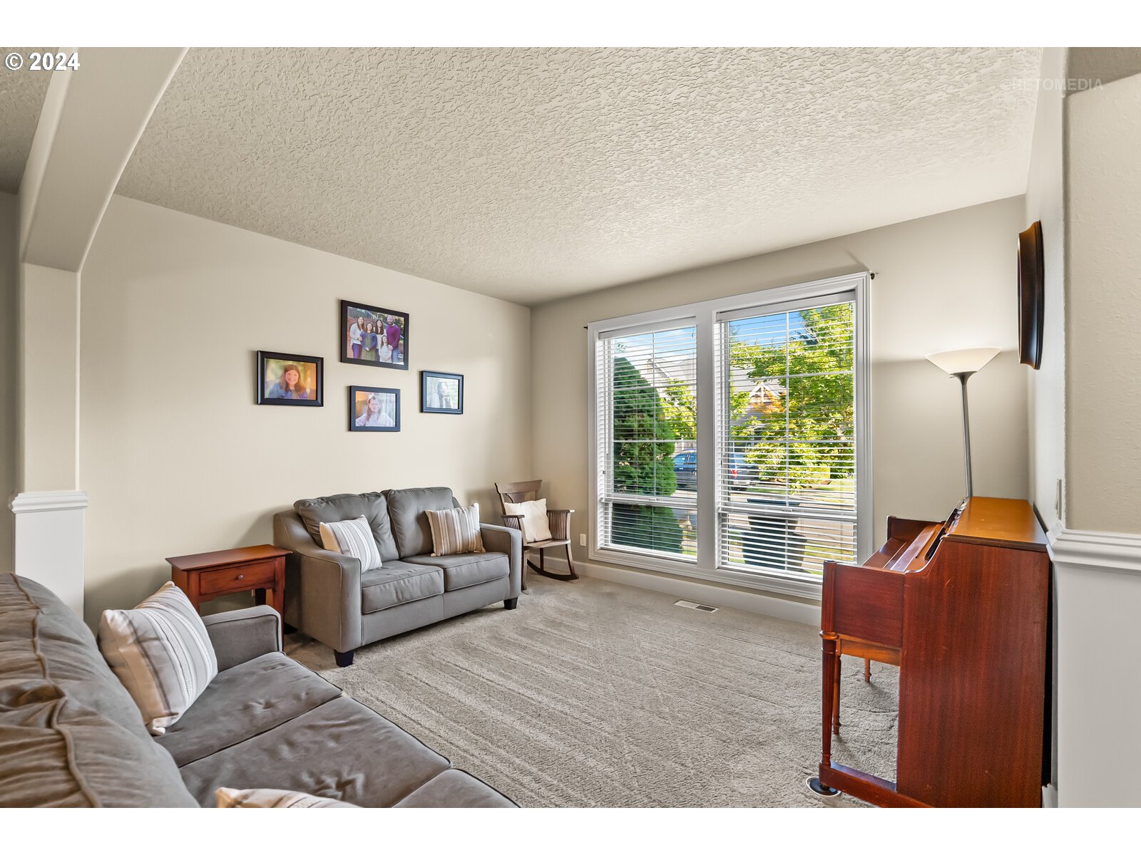 16995 Southwest Richen Park Circle Sherwood, OR 97140 - Photo 4 of 33 Gallery Image 4