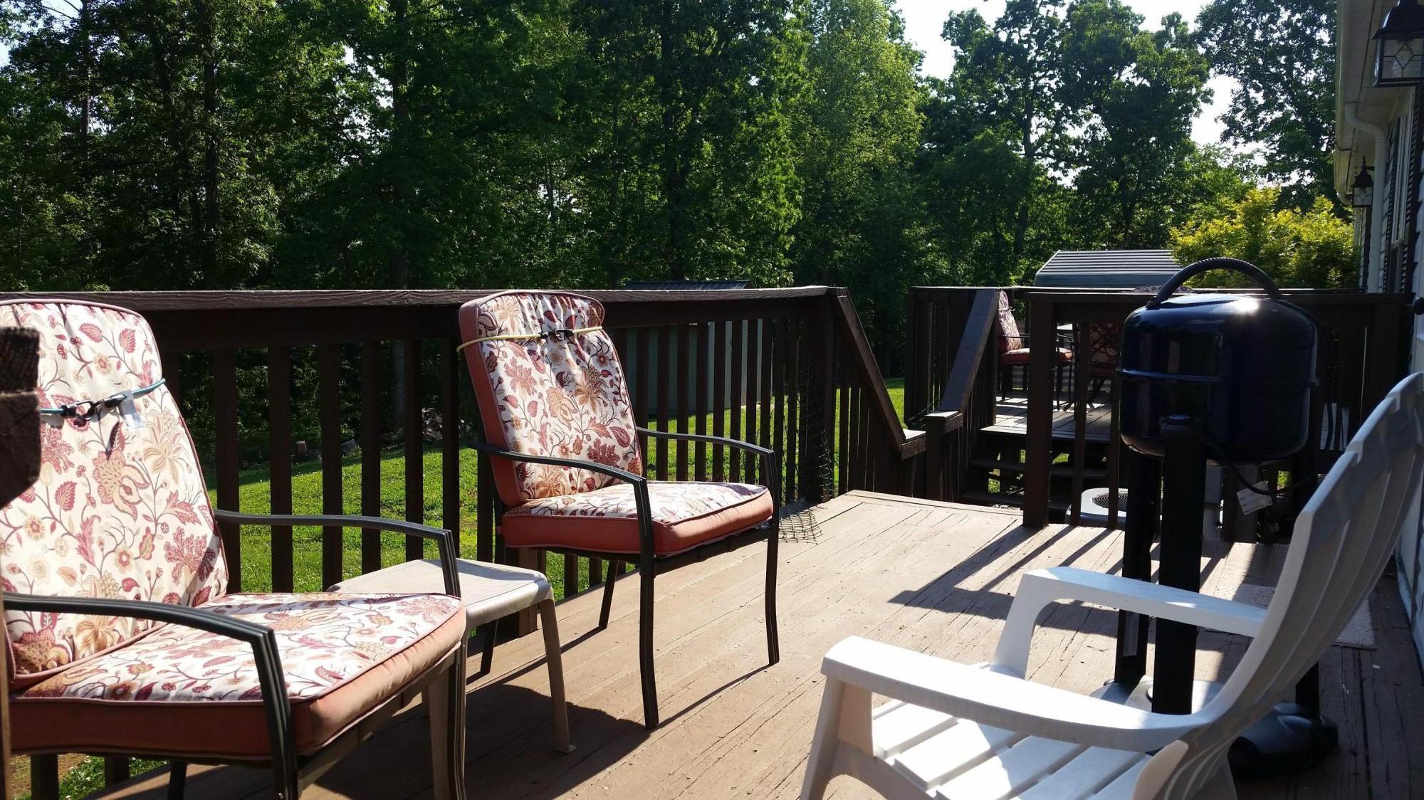 7518 Hunters Ridge Way Knoxville, TN 37914 - Photo 14 of 16 Back Deck