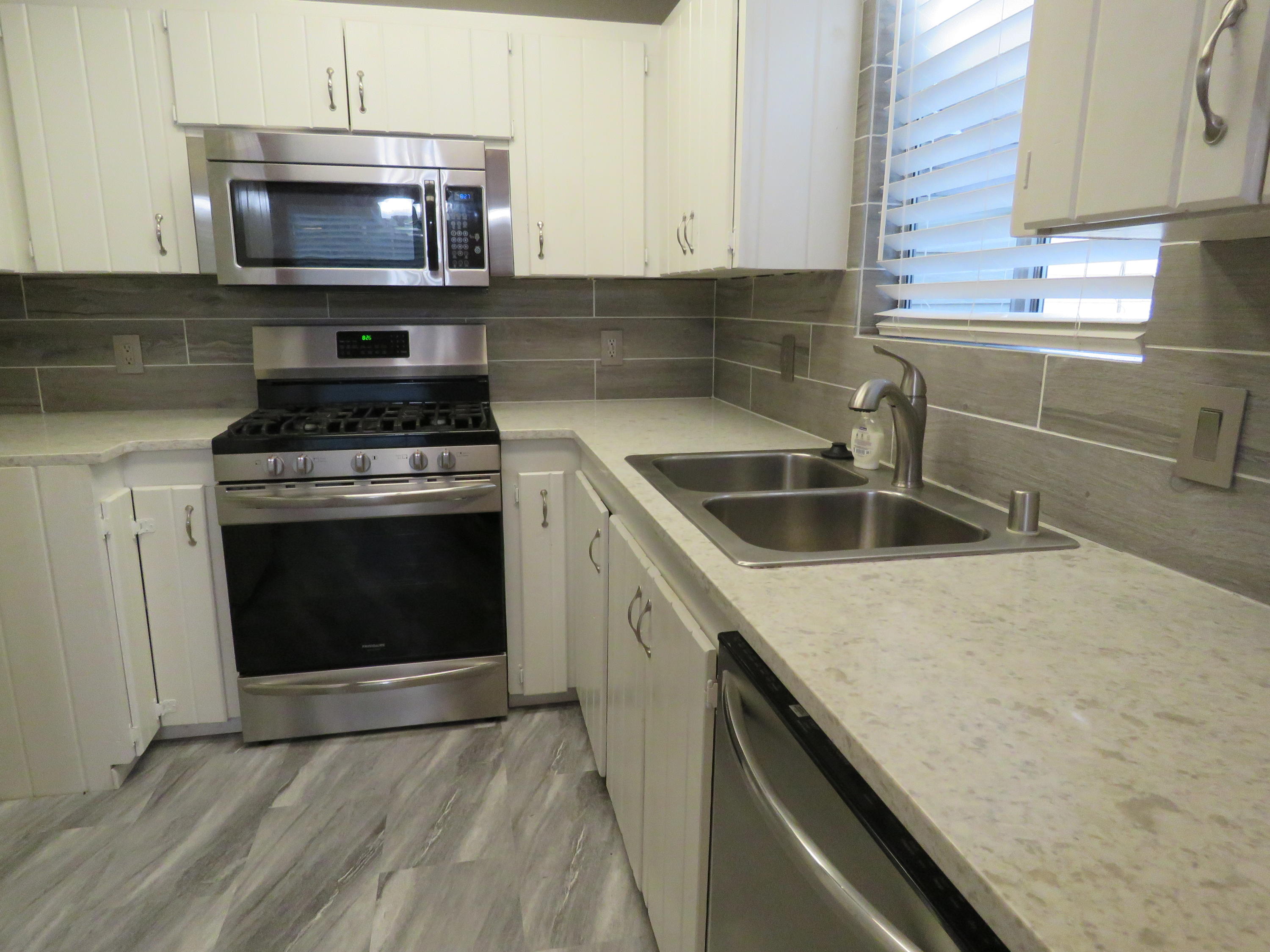 7601 Linda Road Shingletown, CA 96088 - Photo 18 of 36 Kitchen