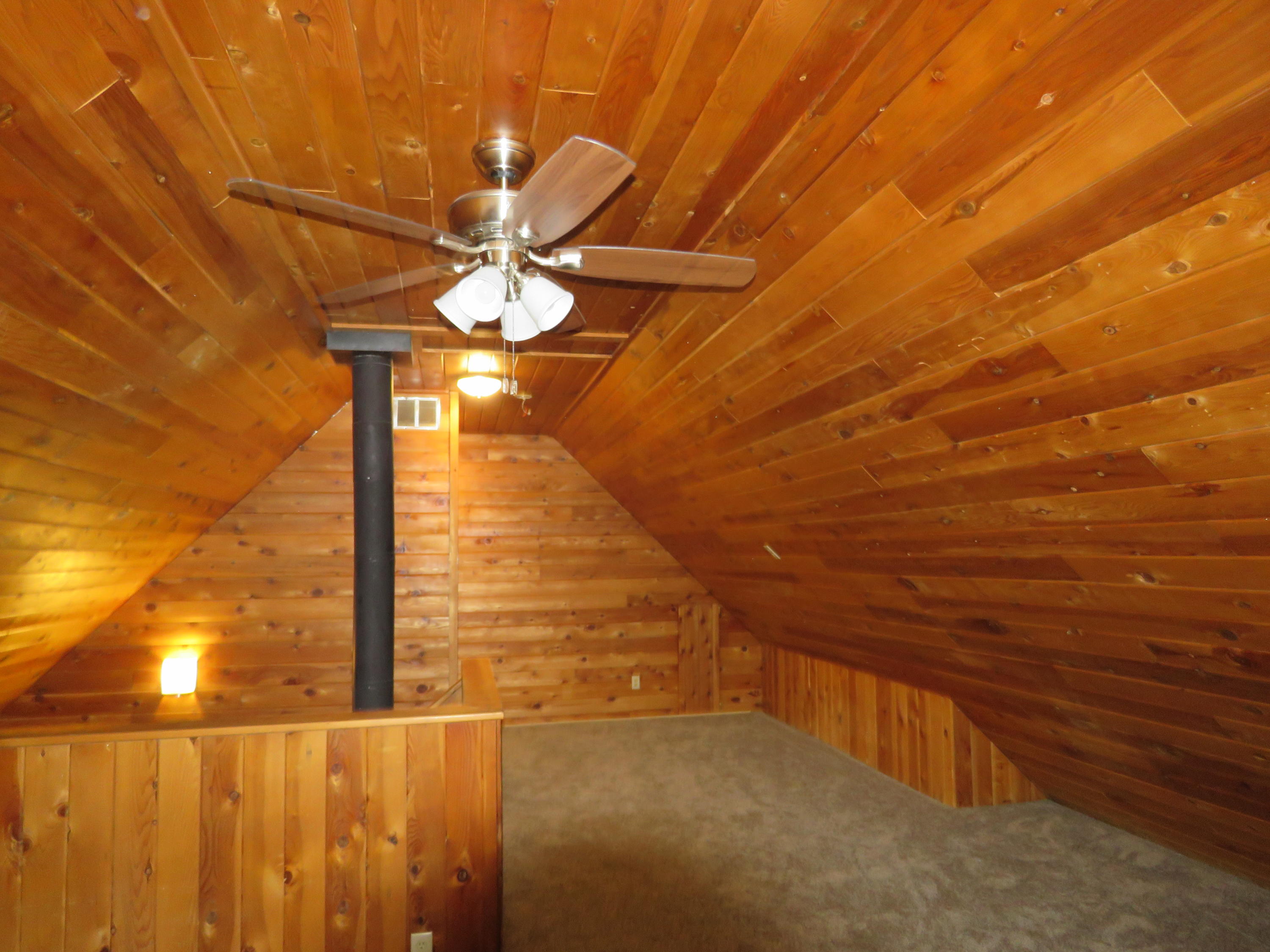 7601 Linda Road Shingletown, CA 96088 - Photo 29 of 36 Upstairs bedroom