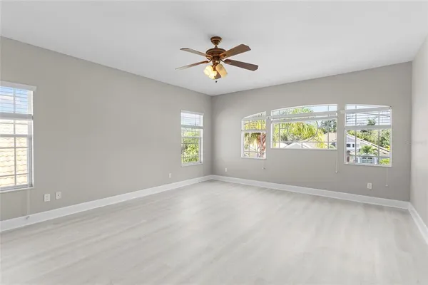 $900,000 | 8134 Santa Rosa Court, Sarasota, FL 34243