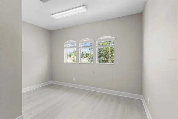 $900,000 | 8134 Santa Rosa Court, Sarasota, FL 34243