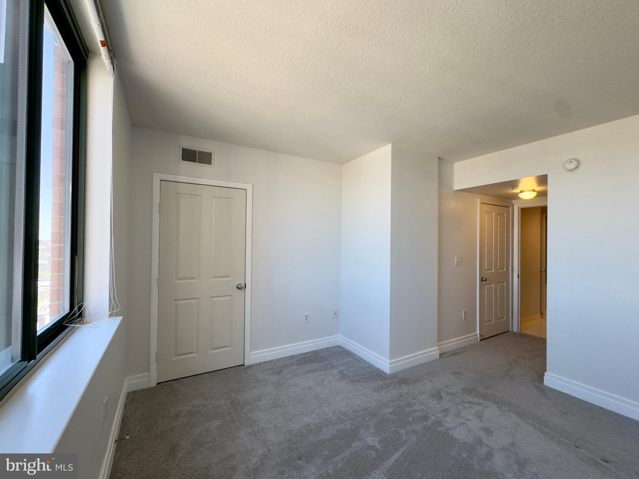 414 Water Street, Unit 2306 Baltimore, MD 21202 - Photo 2 of 13