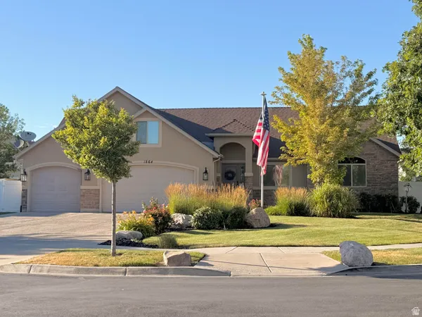 $629,900 | 1864 West 2185th Street South, Woods Cross, UT 84087