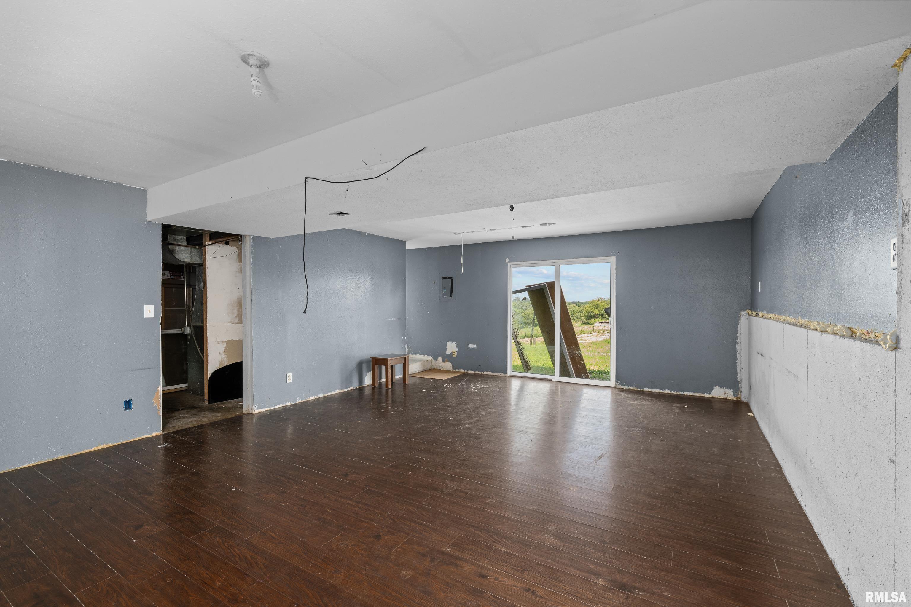 210 North Adams Street Andrew, IA 52030 - Photo 20 of 23