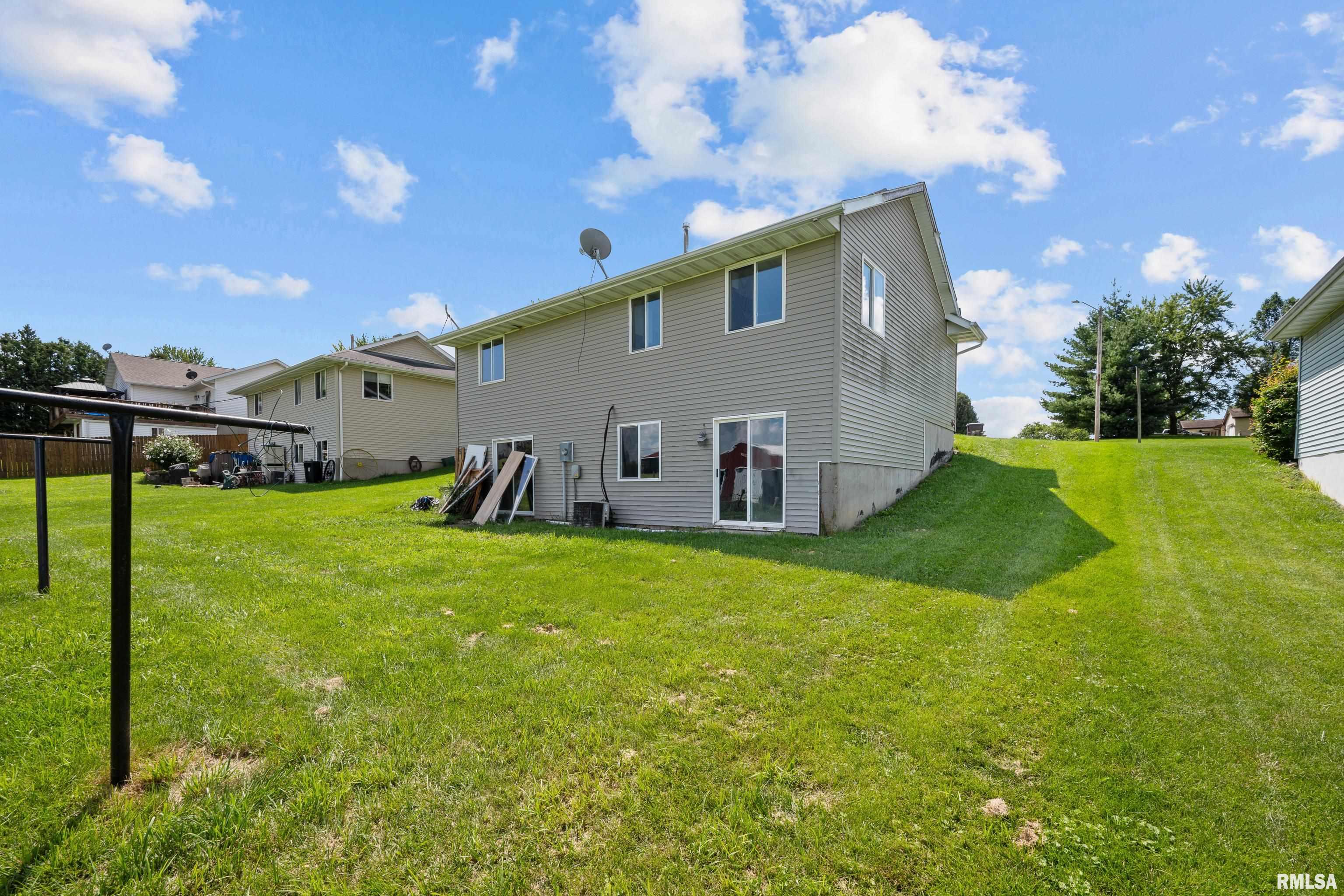 210 North Adams Street Andrew, IA 52030 - Photo 2 of 23