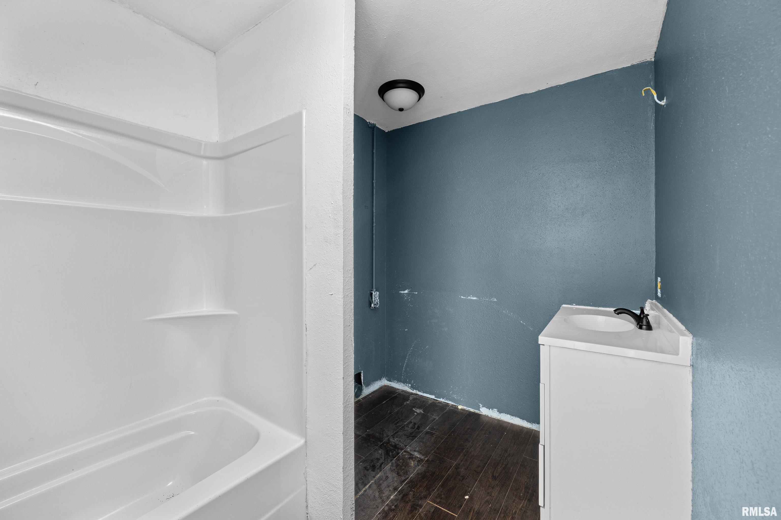 210 North Adams Street Andrew, IA 52030 - Photo 23 of 23