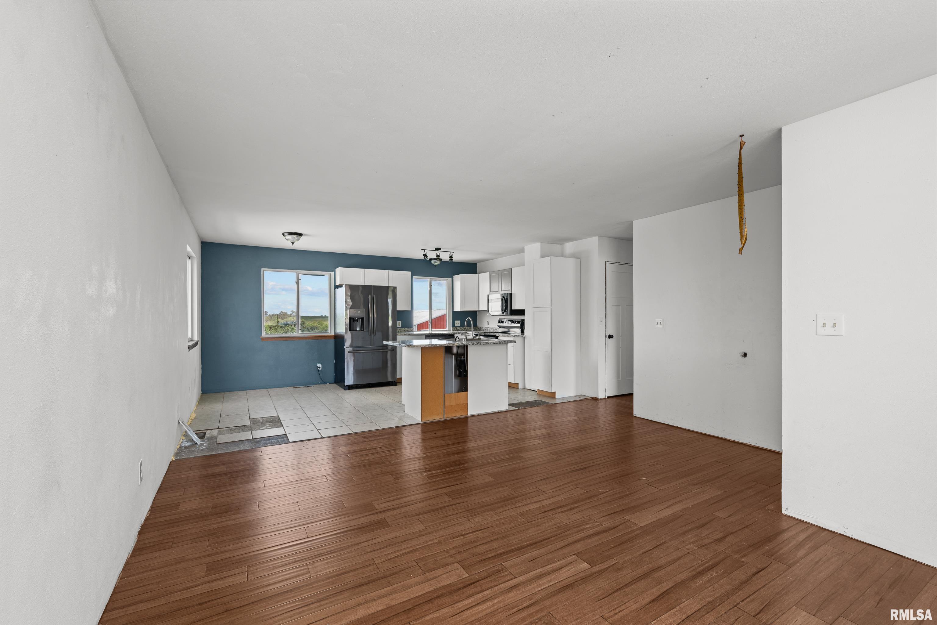 210 North Adams Street Andrew, IA 52030 - Photo 7 of 23