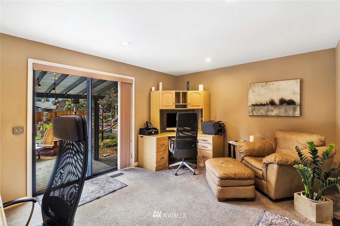 6 South Bellflower Road Bothell, WA 98012 - Photo 13 of 25