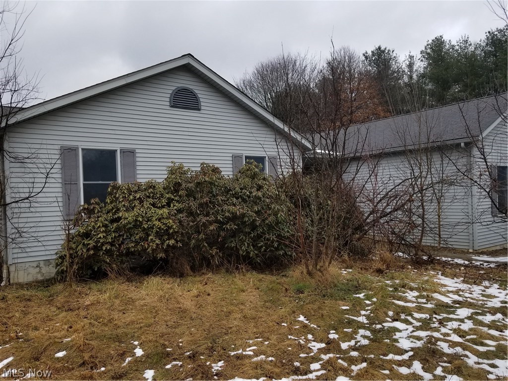 6401 Neff Road Valley City, OH 44280 - Photo 4 of 11 Gallery Image 4