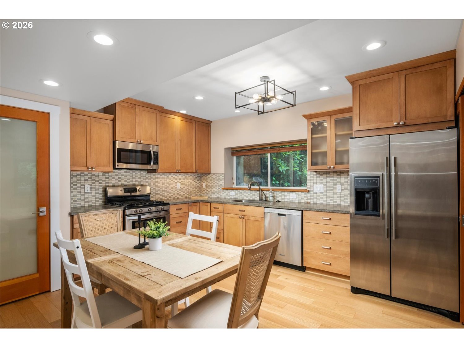 4602 Southwest 25th Avenue Portland, OR 97239 - Photo 26 of 42
