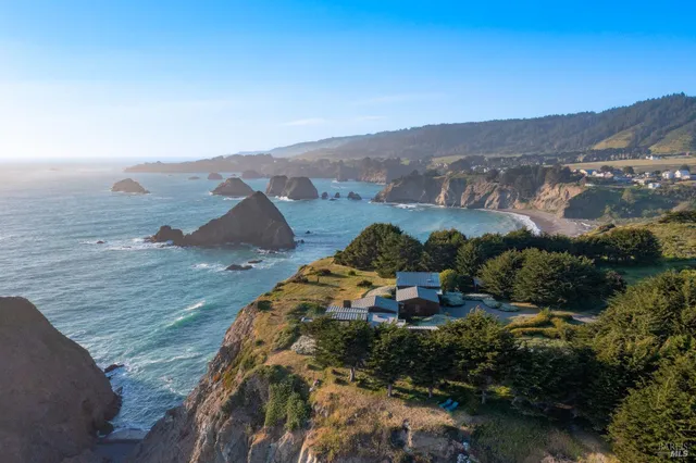 $7,700,000 | 7000 Highway 1, Elk, CA 95432