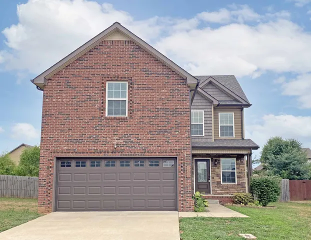 $1,880 | 967 Harding Drive, Clarksville, TN 37042