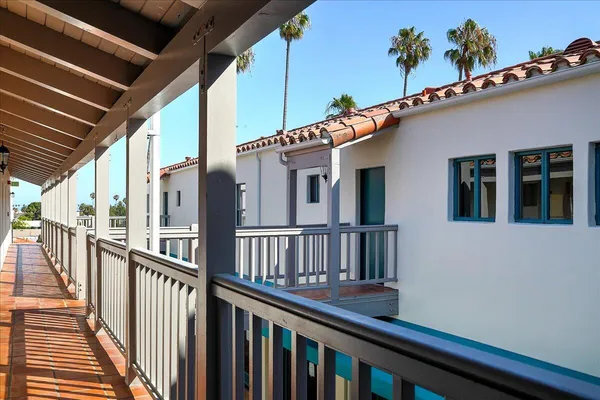 $4,950 | 602 Anacapa Street, Santa Barbara, CA 93101
