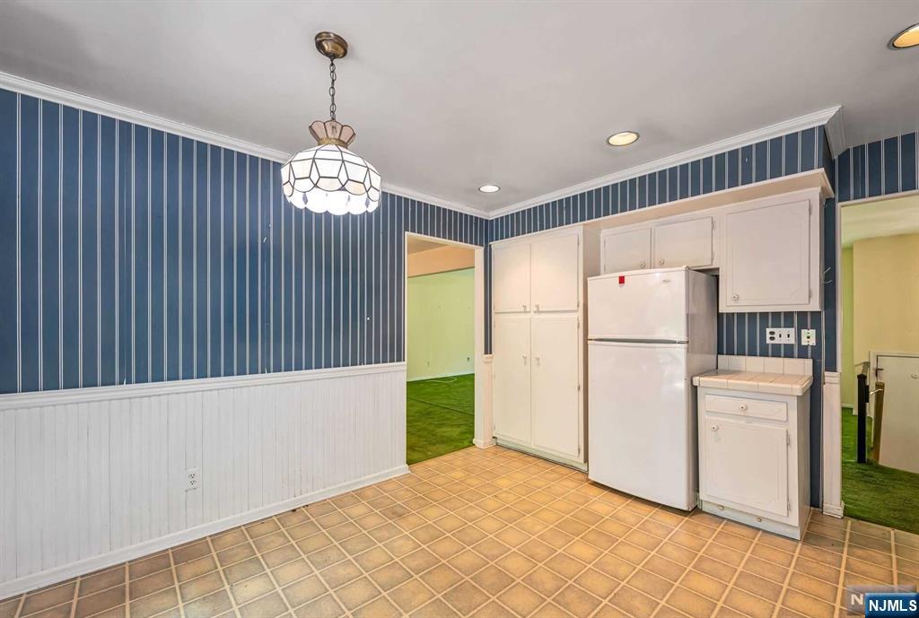 21 Alida Place Ramsey, NJ 07446 - Photo 12 of 36