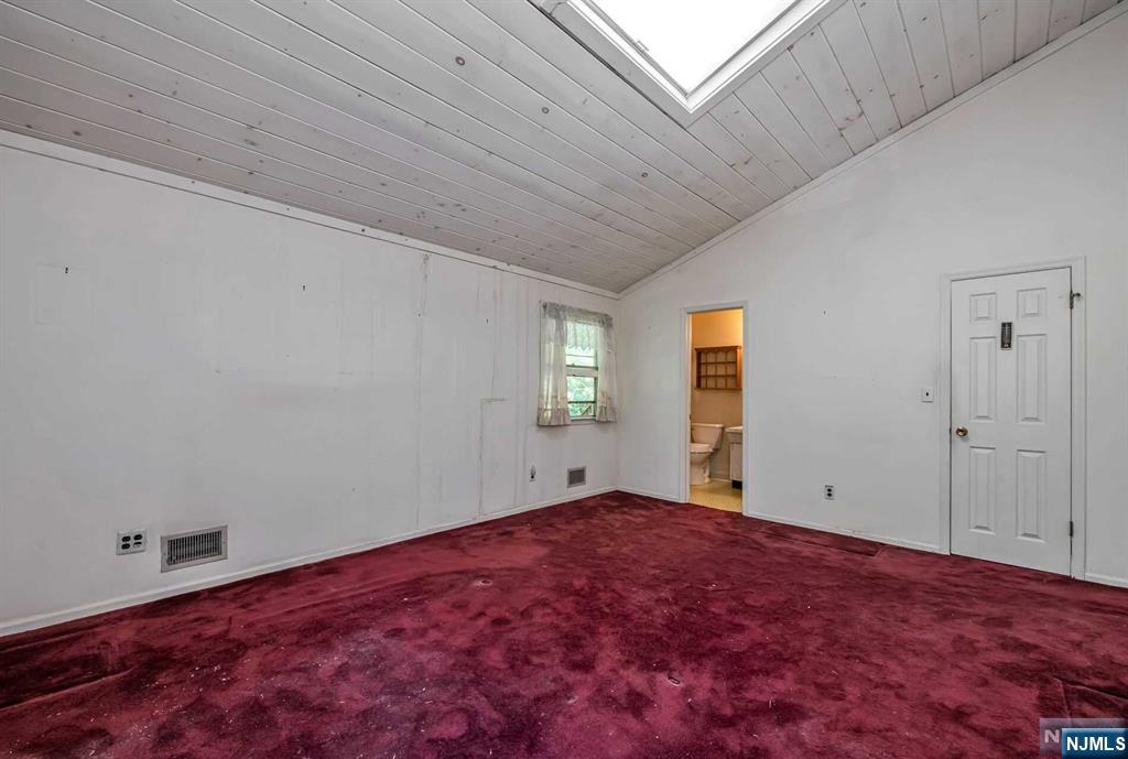 21 Alida Place Ramsey, NJ 07446 - Photo 14 of 36