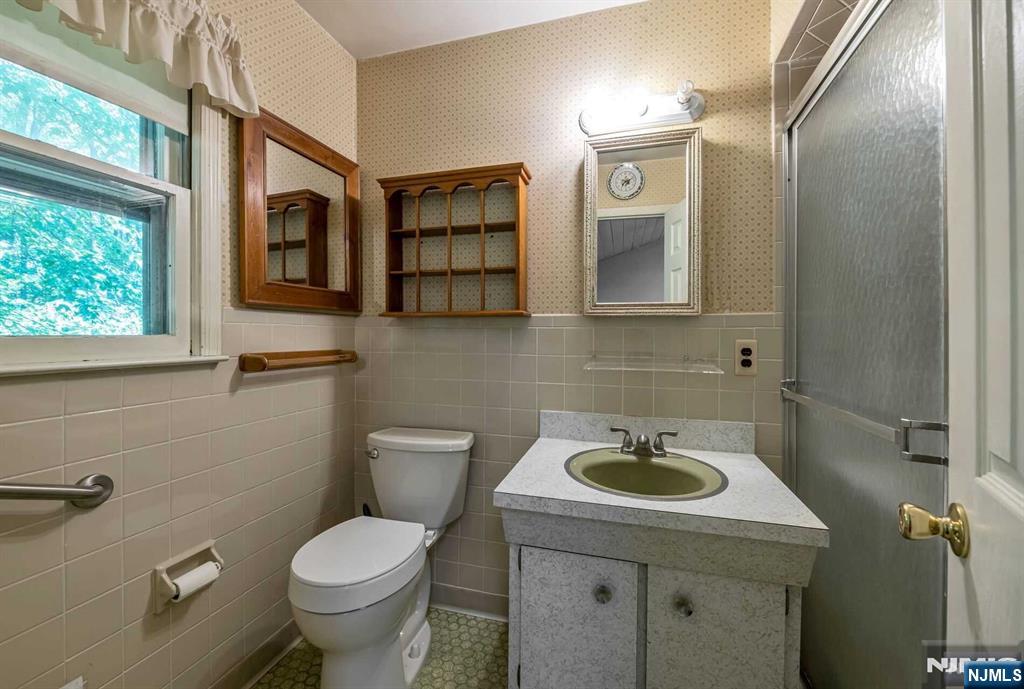 21 Alida Place Ramsey, NJ 07446 - Photo 16 of 36