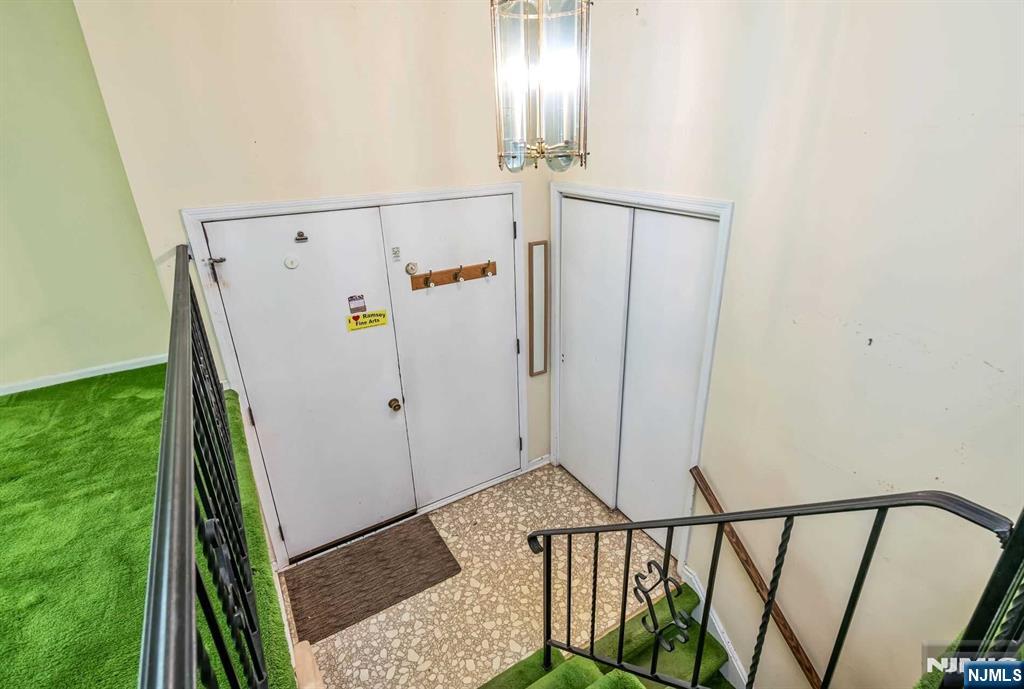 21 Alida Place Ramsey, NJ 07446 - Photo 20 of 36