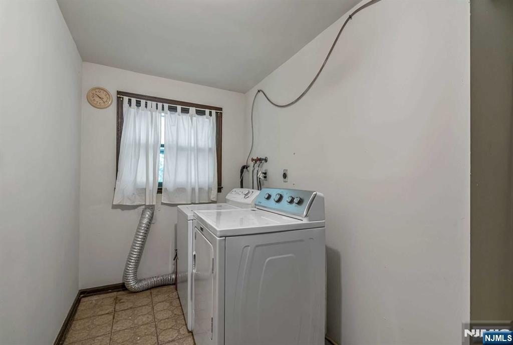 21 Alida Place Ramsey, NJ 07446 - Photo 26 of 36