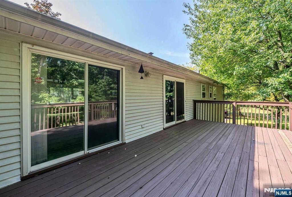 21 Alida Place Ramsey, NJ 07446 - Photo 30 of 36