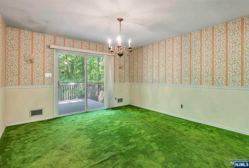 21 Alida Place Ramsey, NJ 07446 - Photo 9 of 36