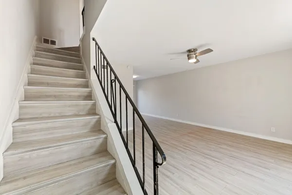 $1,250 | 5005 Manor Road, Unit 123, Austin, TX 78723