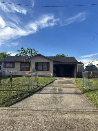 $99,000 | 1029 Sycamore Street, Lake Charles, LA 70601