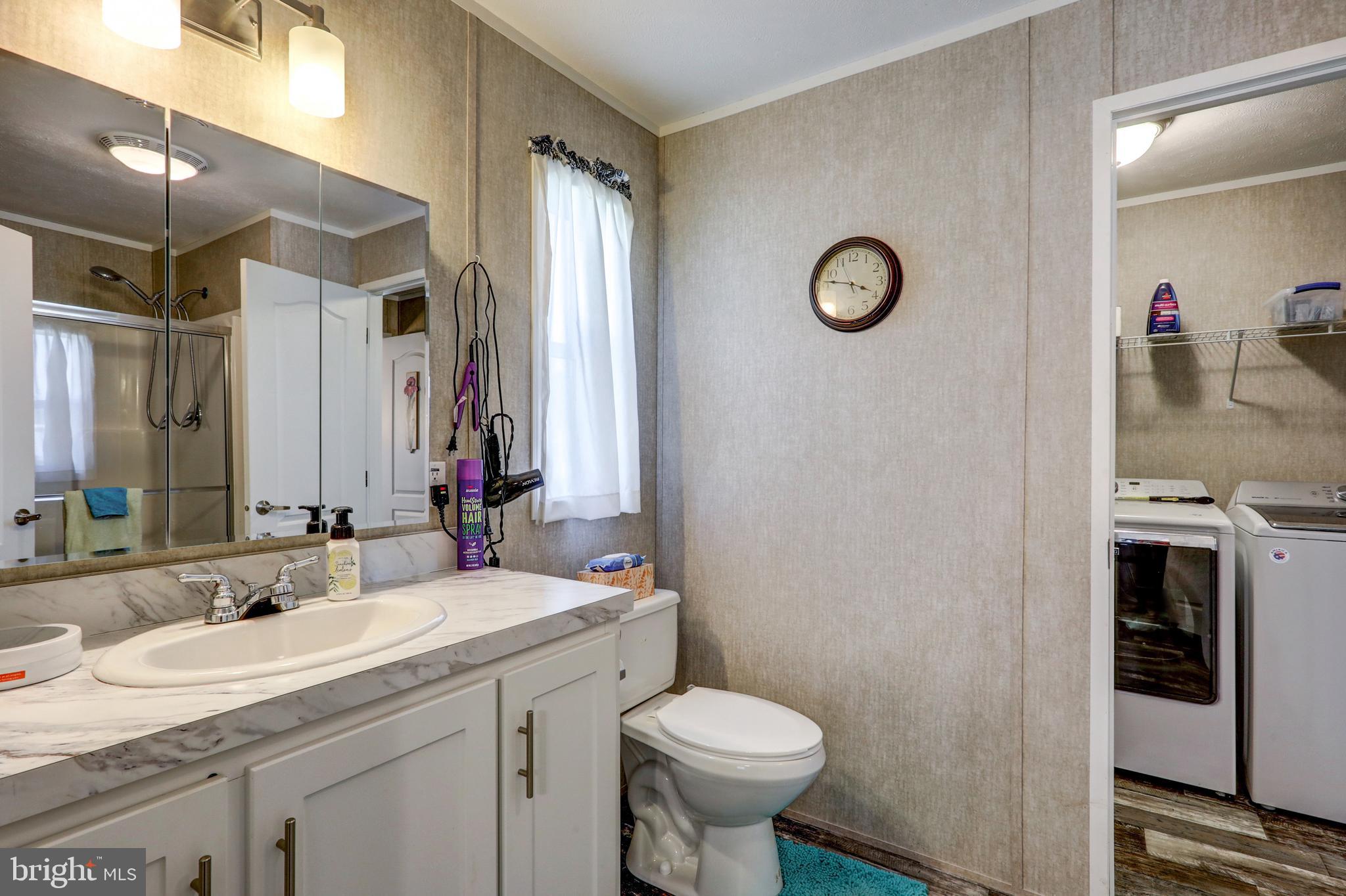 20 Janis Road Gordonville, PA 17529 - Photo 20 of 31 Primary Bathroom