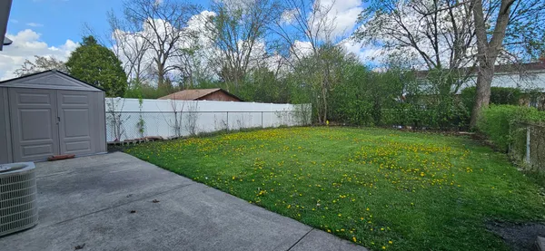 $379,900 | 9449 Dee Road, Des Plaines, IL 60016