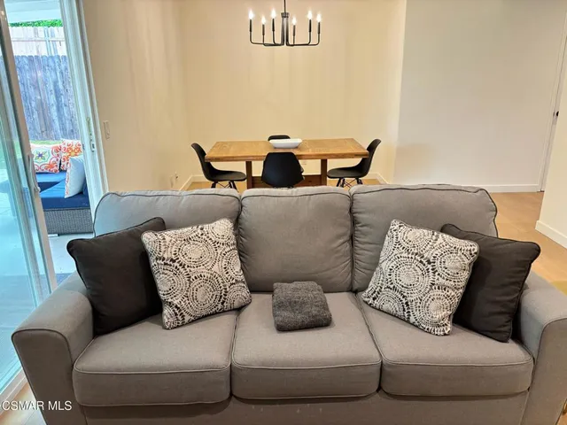 $3,850 | 1095 Calle Jazmin, Thousand Oaks, CA 91360