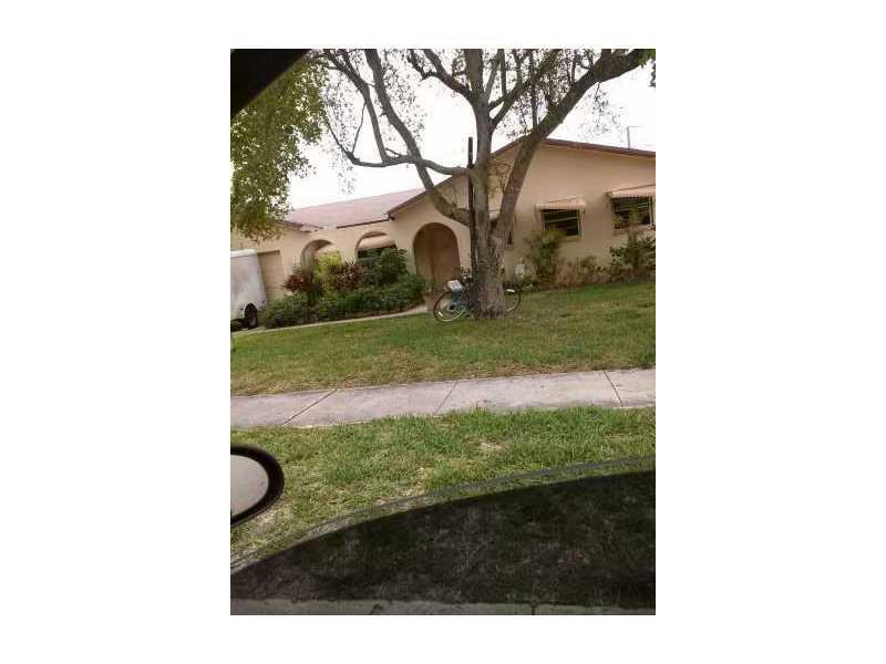 9089 Southwest 1st Road Boca Raton, FL 33428 - Photo 1 of 30 Exterior Front