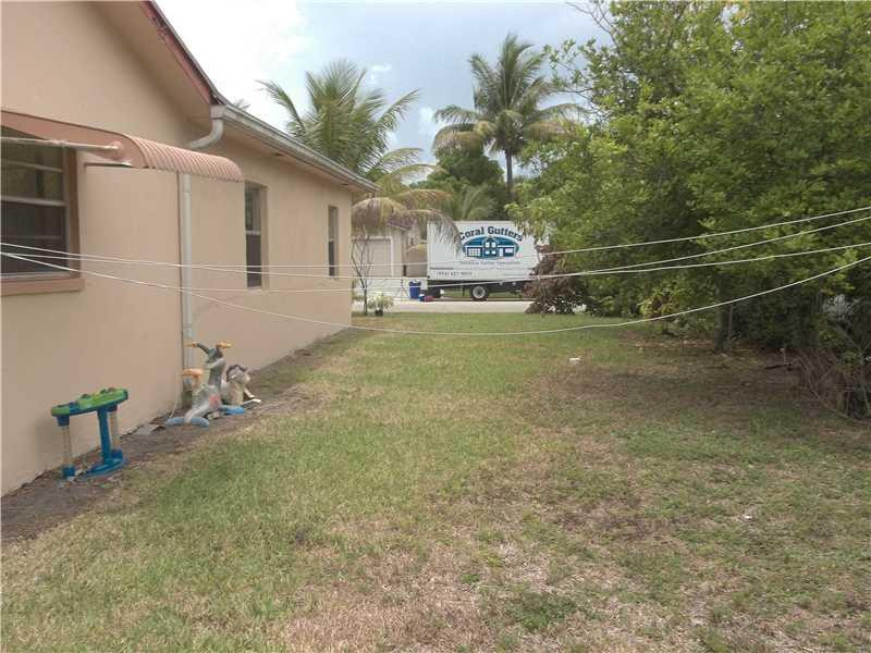9089 Southwest 1st Road Boca Raton, FL 33428 - Photo 28 of 30 Exterior Front