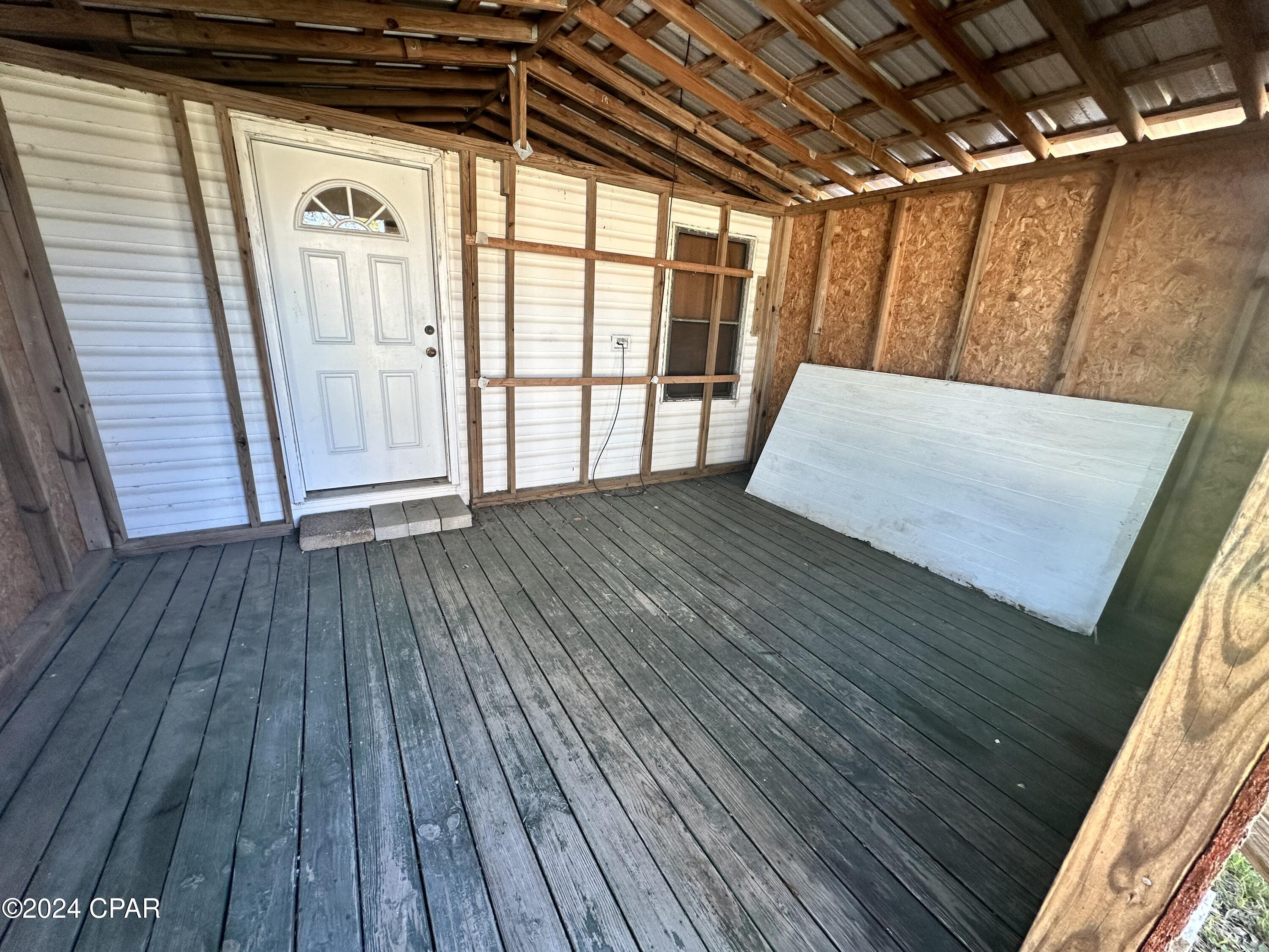 6919 Singletary Street Grand Ridge, FL 32442 - Photo 10 of 10 Gallery Image 10