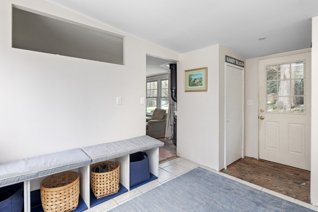 498 North Main Street Cohasset, MA 02025 - Photo 9 of 36