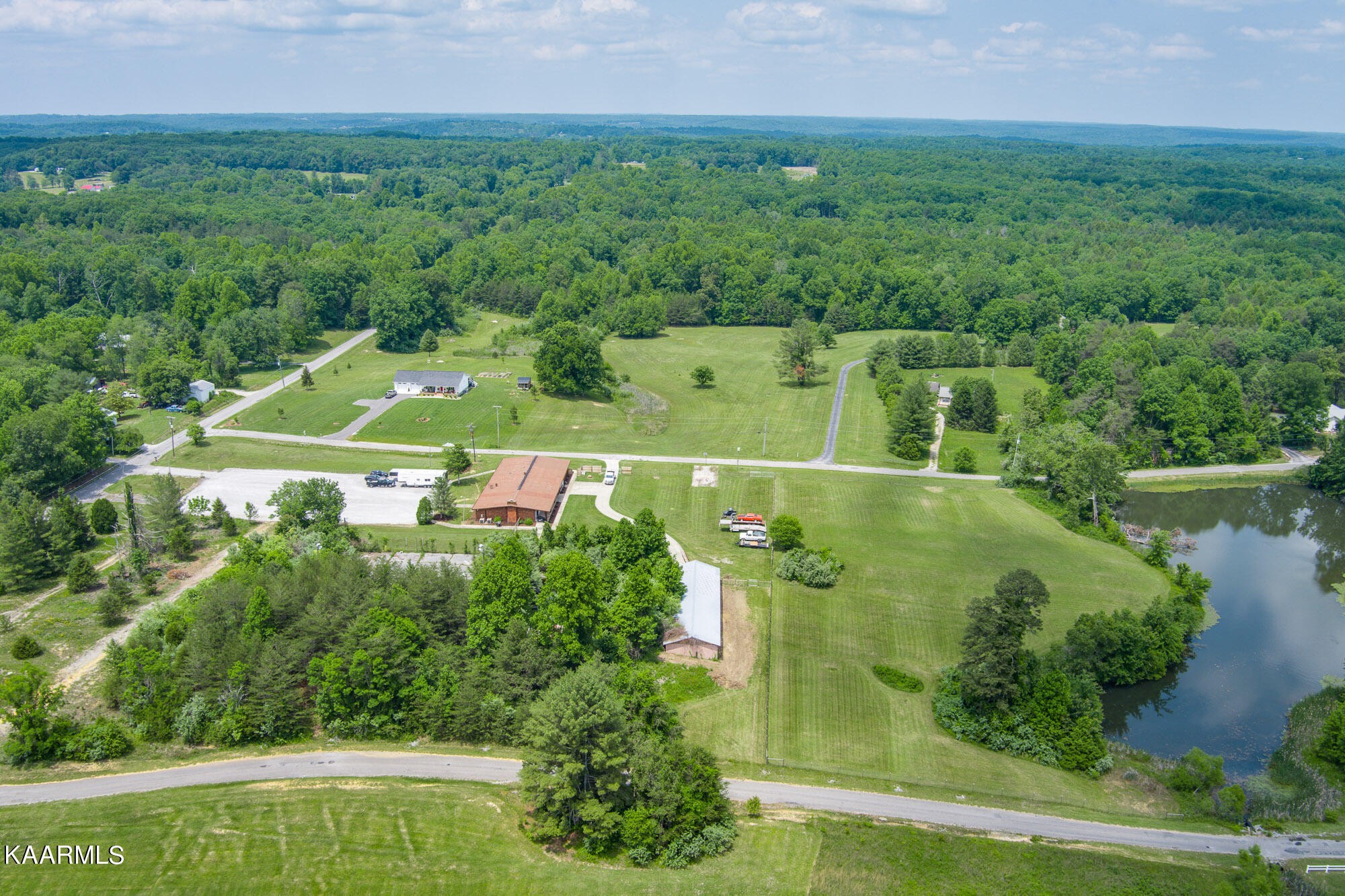 2281 Country Club Road Jamestown, TN 38556 - Photo 49 of 55 Gallery Image 49
