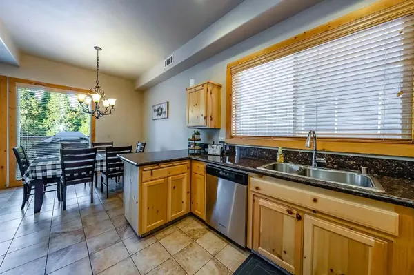 $509,900 | 40836 Village Pass Lane, Shaver Lake, CA 93664