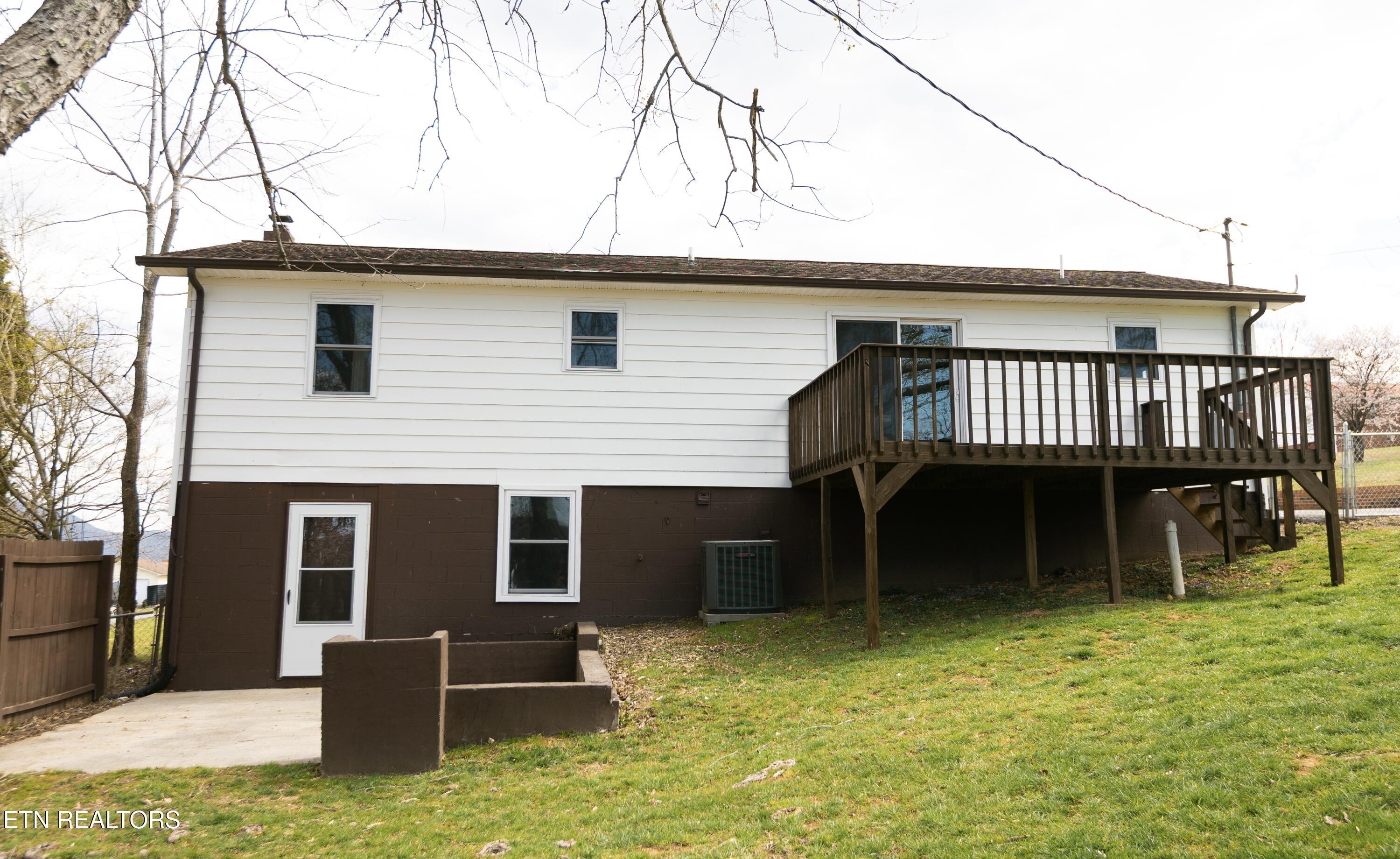 136 Springview Drive La Follette, TN 37766 - Photo 19 of 24 IMG_0138