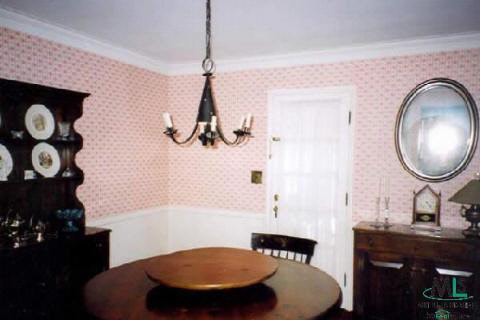 343 Merriweather Road Grosse Pointe, MI 48236 - Photo 4 of 8 679261-3.JPG