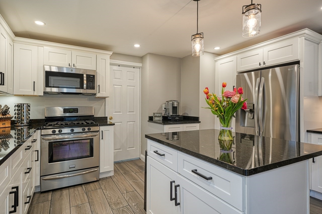 3 Reed Street Burlington, MA 01803 - Photo 3 of 13 Gallery Image 3